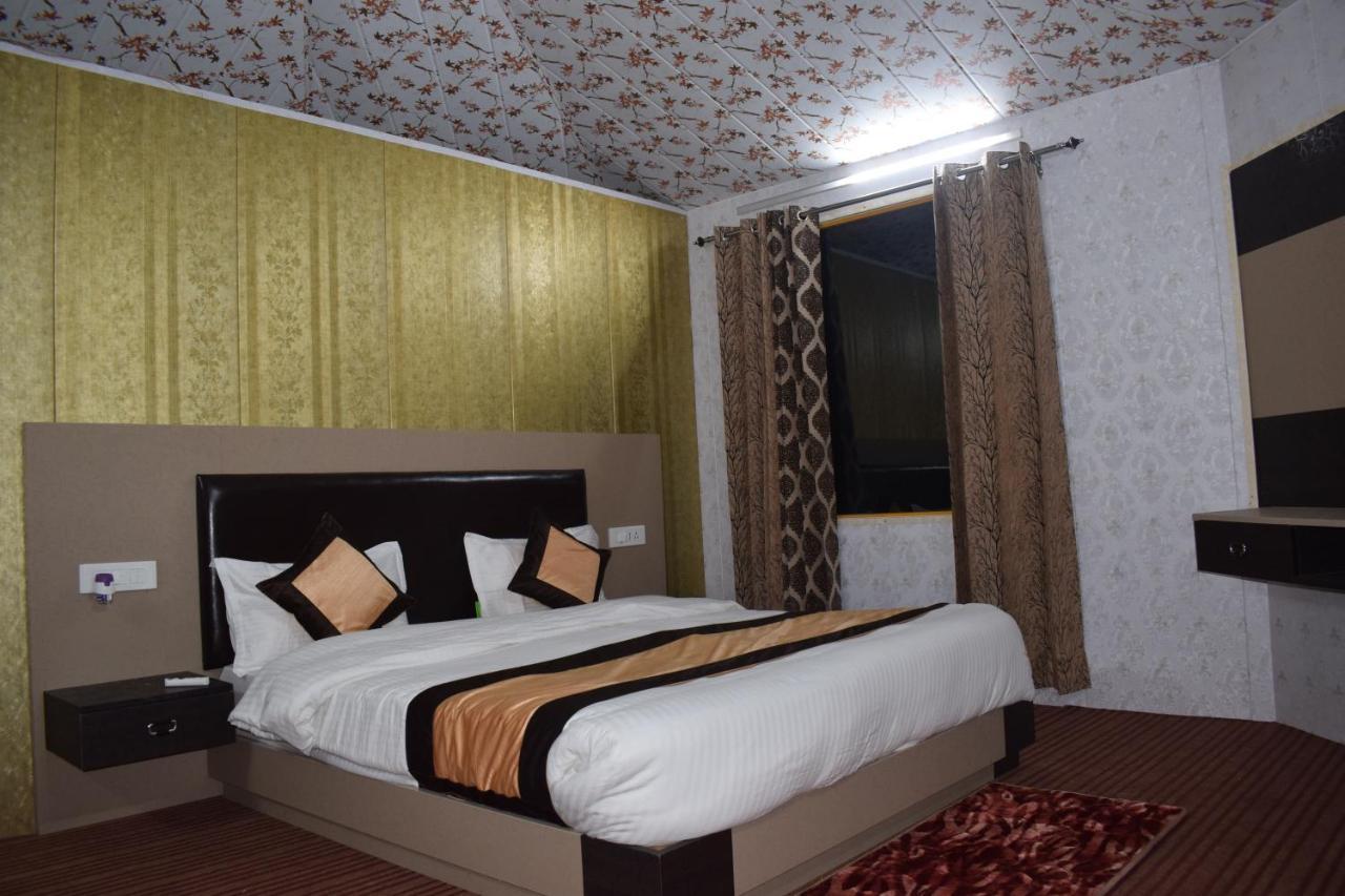 Ghughuti Resort Lansdowne ลันส์โดว์นี ภายนอก รูปภาพ
